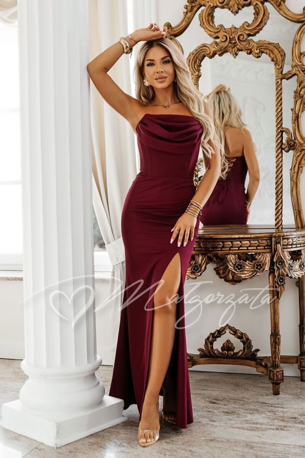 A burgundy fishtail dress with a boat neckline – Saylor