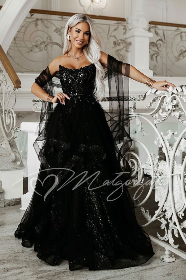 A black prom dress in a princess cut with a sequinned bodice – Marcelina